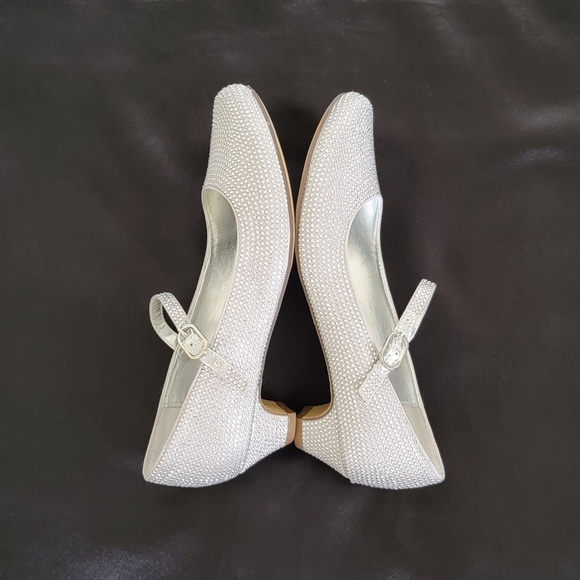 Nina Girls  Mary-Jane Shoes - Picture 8 of 13